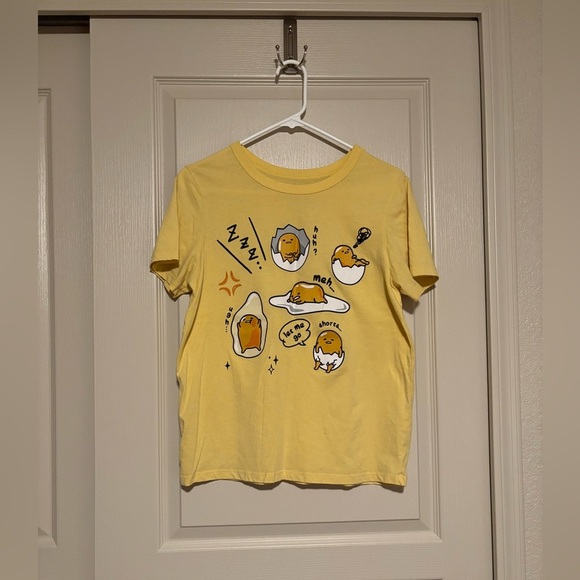 Gudetama T-shirt size Medium - Picture 1 of 3